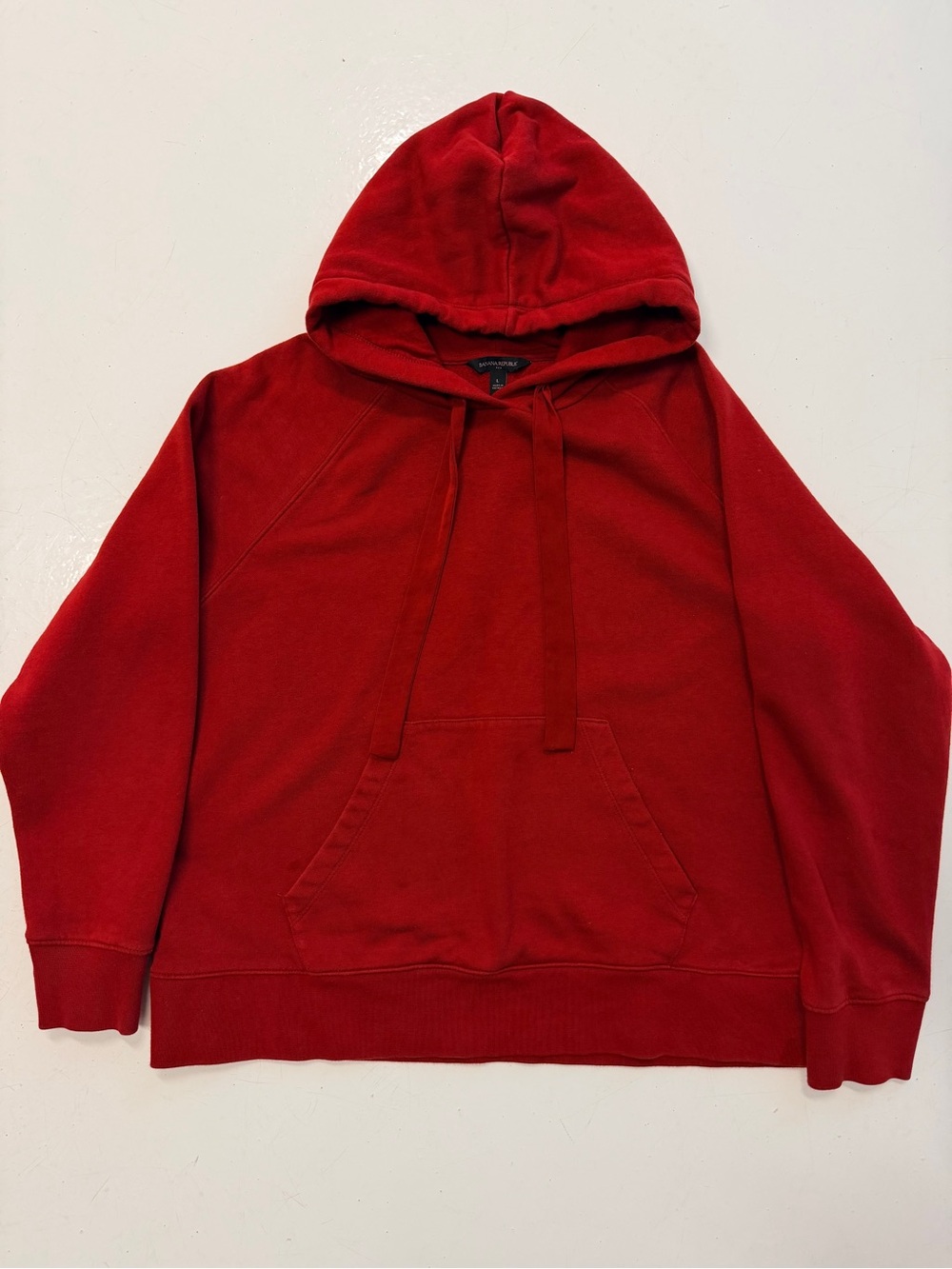 Red Banana Republic cotton & polyester hoodie in a L #collegiate #cozy #athletic